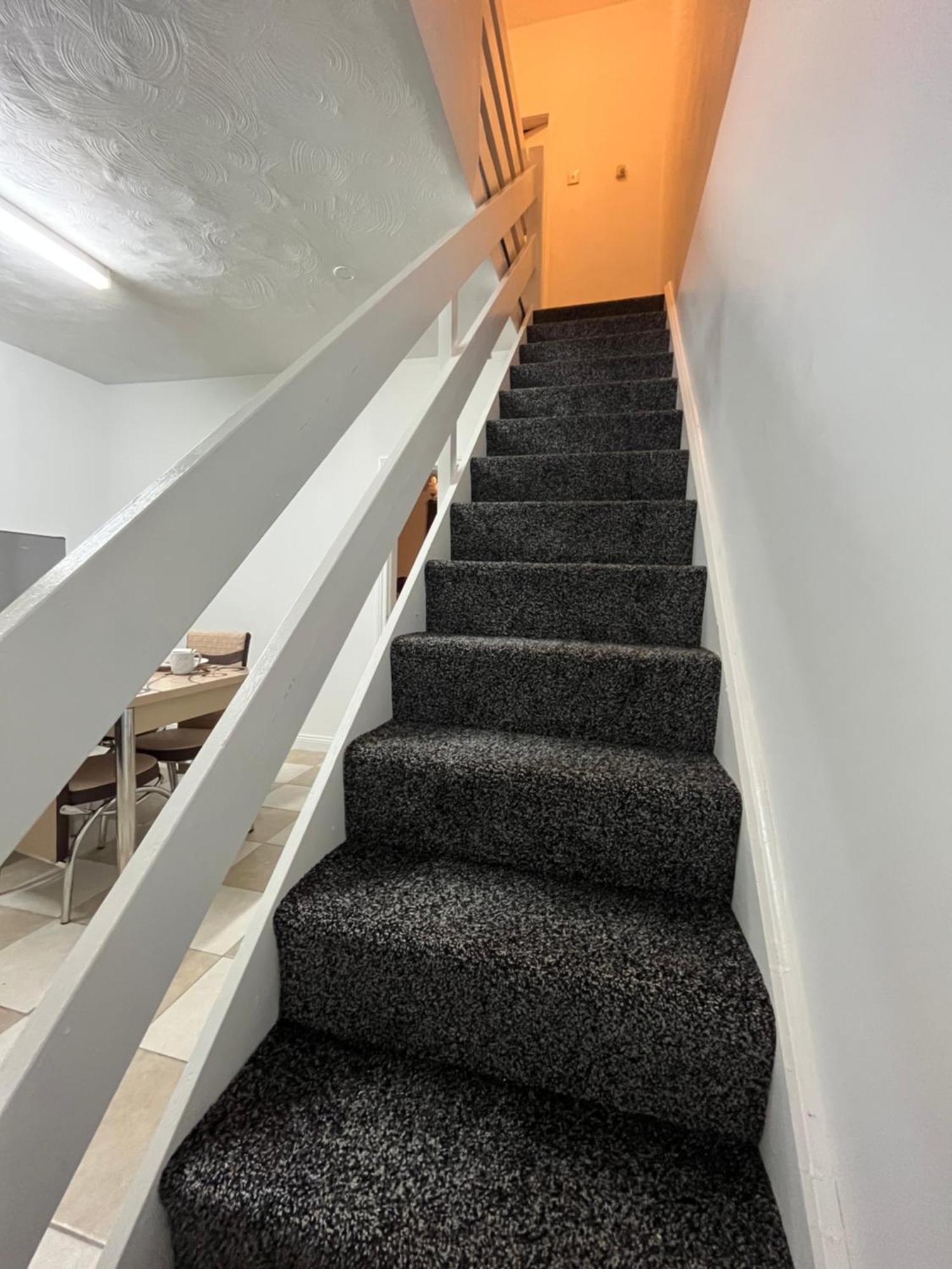 Comfortable, Spacious 2 Bedroom House Close To Etihad Stadium Holiday home *
